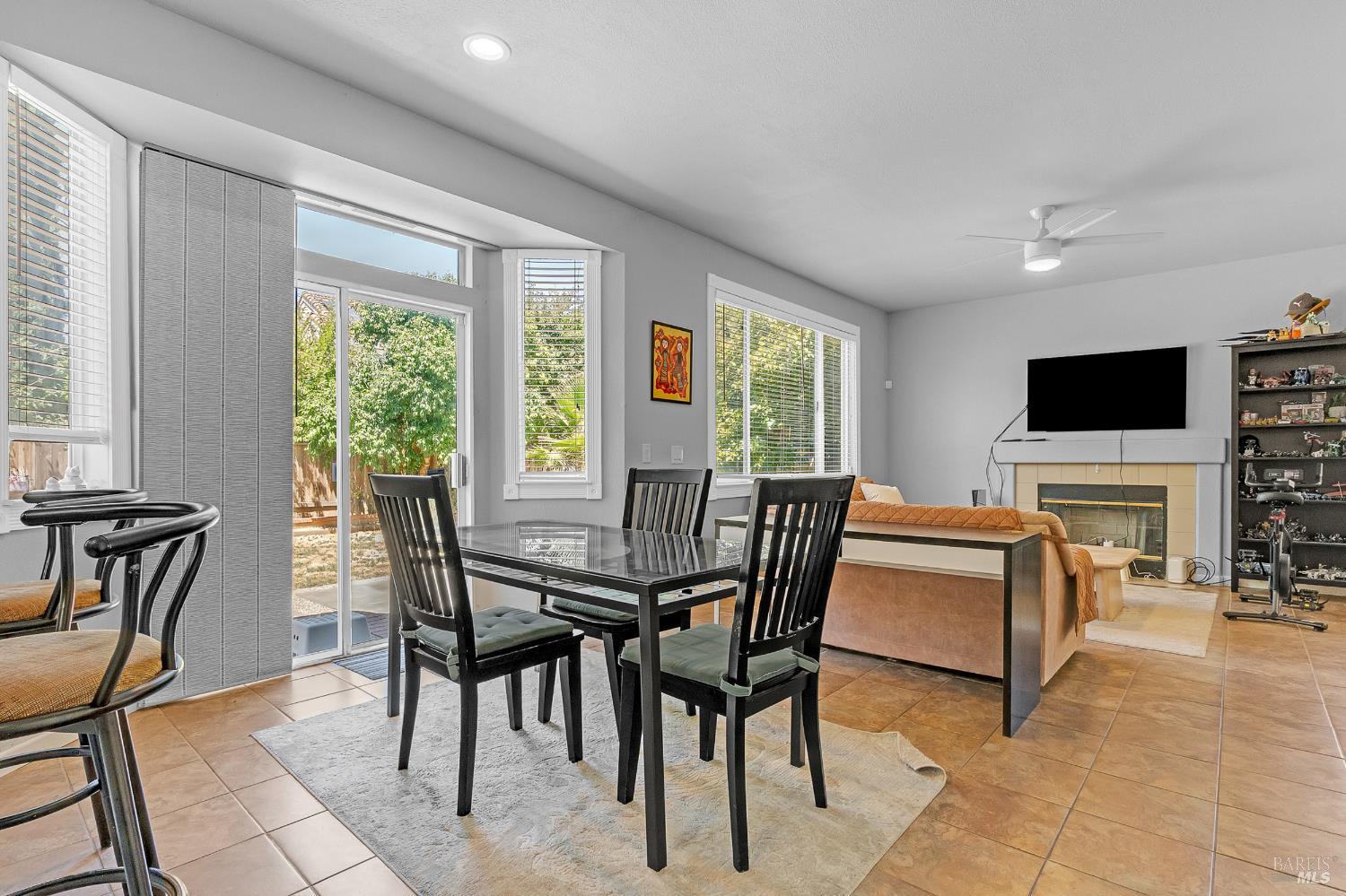 412 Donaldson Court Suisun City CA 94585