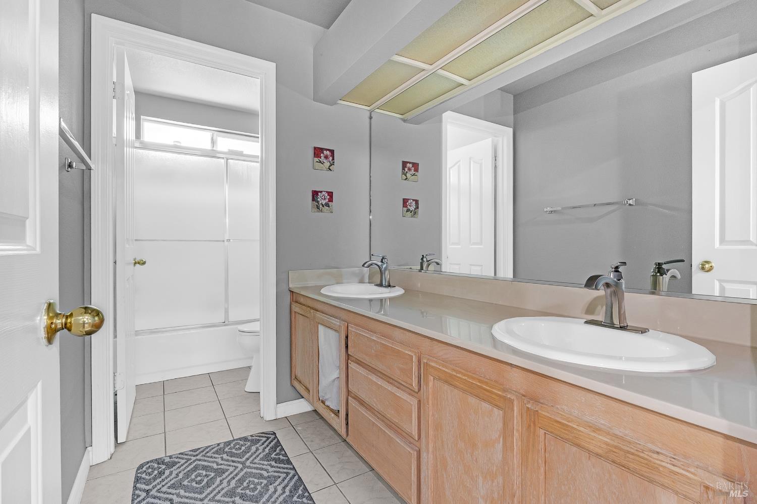 412 Donaldson Court Suisun City CA 94585