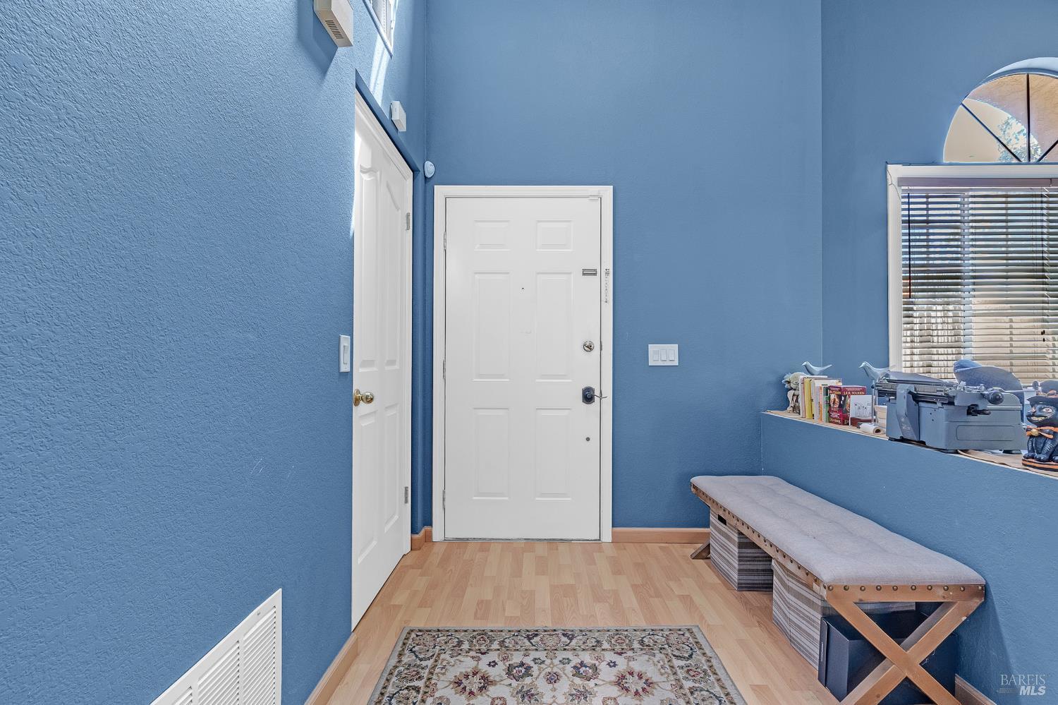412 Donaldson Court Suisun City CA 94585