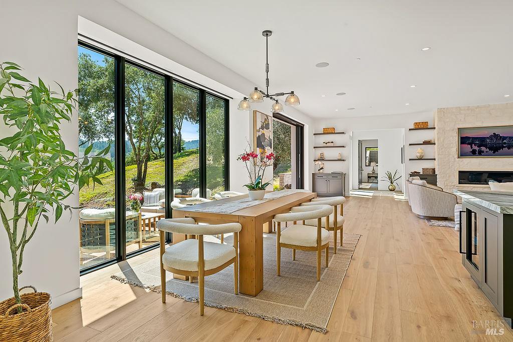 1099 Dry Creek Road Healdsburg CA 95448