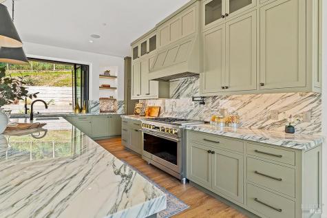 1099 Dry Creek Road Healdsburg CA 95448