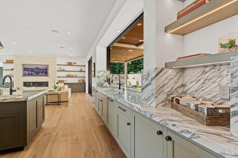 1099 Dry Creek Road Healdsburg CA 95448