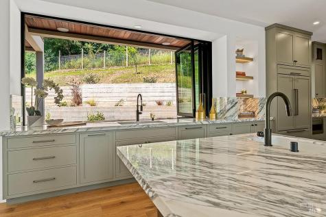1099 Dry Creek Road Healdsburg CA 95448