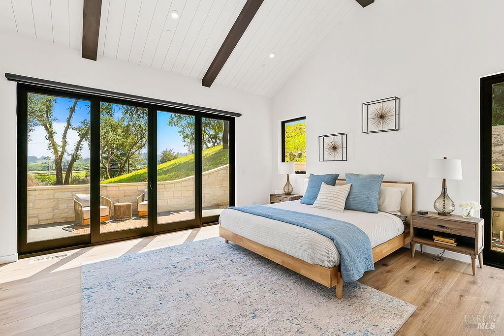 1099 Dry Creek Road Healdsburg CA 95448