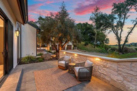 1099 Dry Creek Road Healdsburg CA 95448