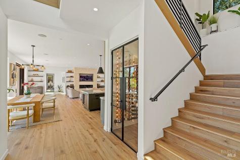 1099 Dry Creek Road Healdsburg CA 95448
