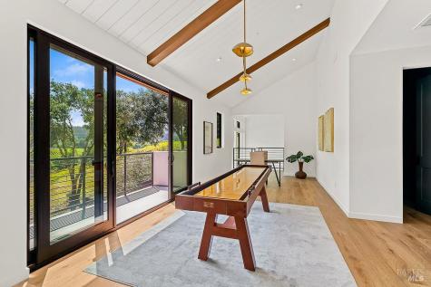 1099 Dry Creek Road Healdsburg CA 95448