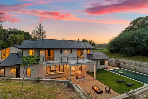 1099 Dry Creek Road Healdsburg CA 95448