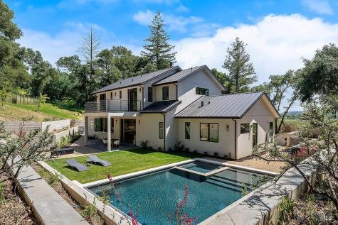 1099 Dry Creek Road Healdsburg CA 95448