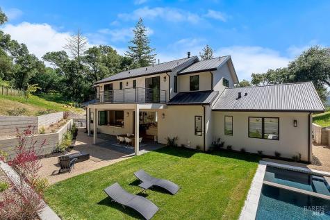 1099 Dry Creek Road Healdsburg CA 95448