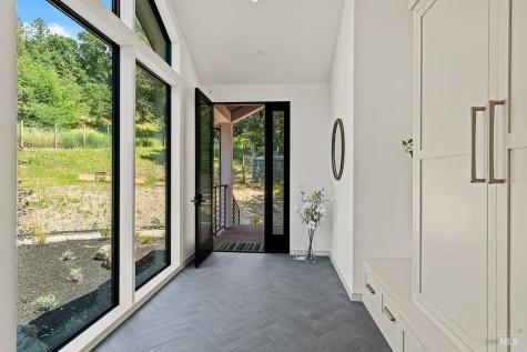 1099 Dry Creek Road Healdsburg CA 95448
