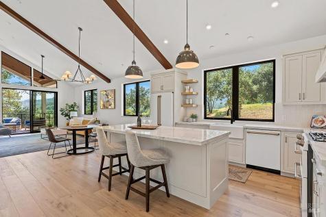 1099 Dry Creek Road Healdsburg CA 95448