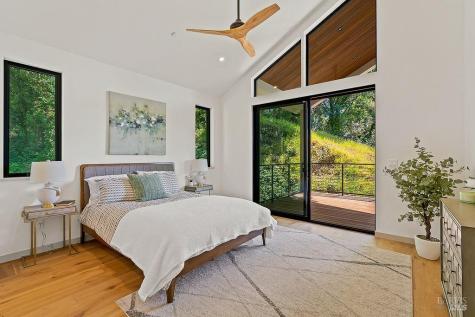 1099 Dry Creek Road Healdsburg CA 95448