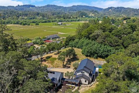 1099 Dry Creek Road Healdsburg CA 95448
