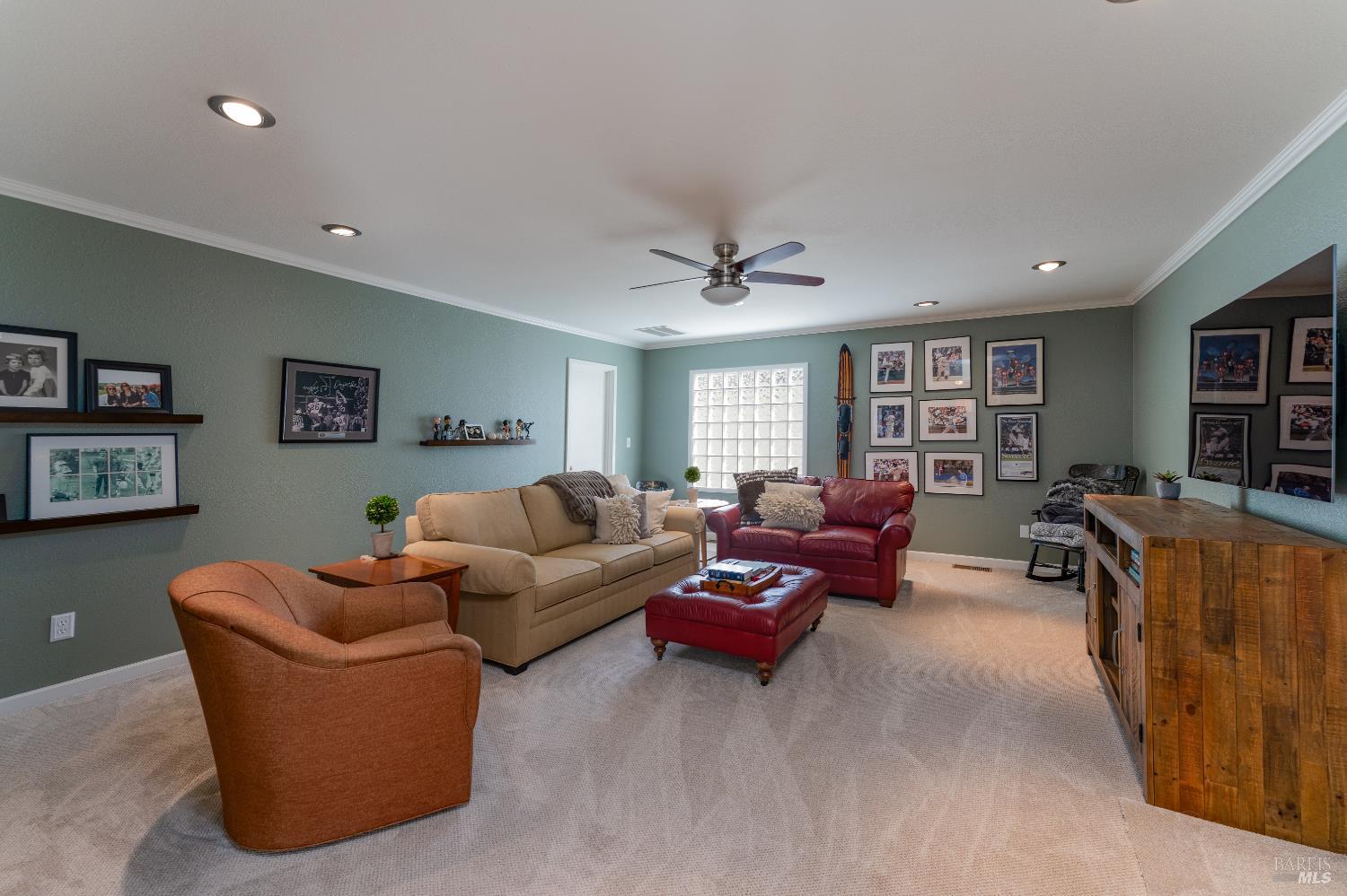 916 Fairway Avenue Ukiah CA 95482