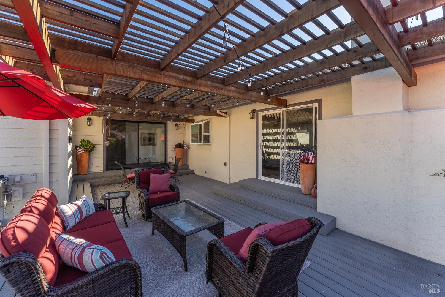 916 Fairway Avenue Ukiah CA 95482