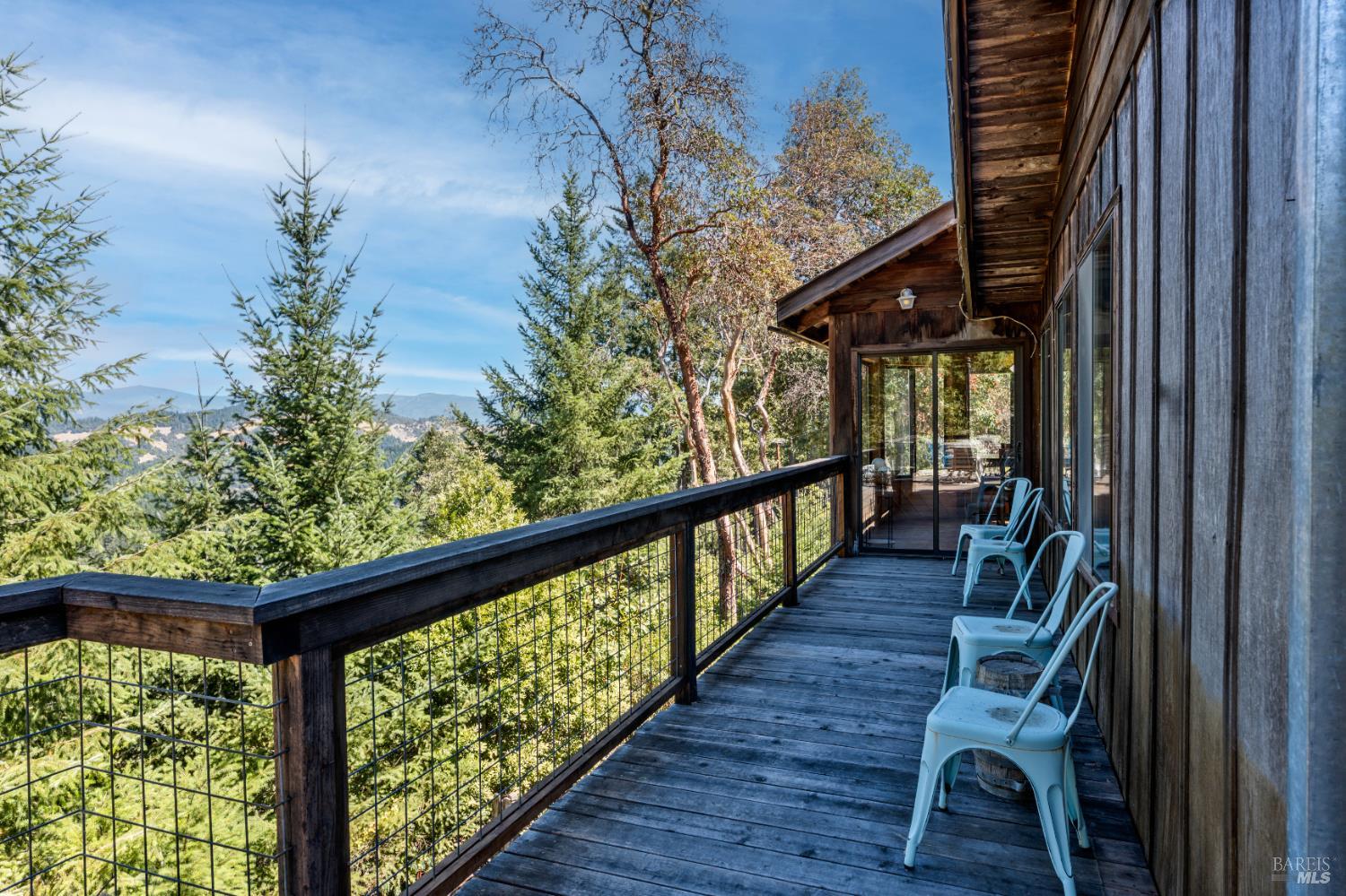 18396 Mariposa Creek Road Willits CA 95490