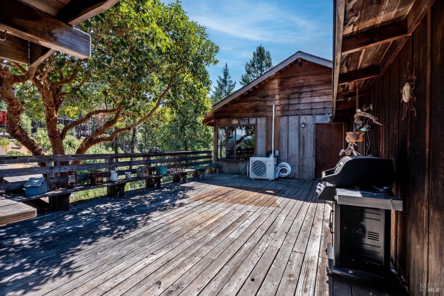 18396 Mariposa Creek Road Willits CA 95490