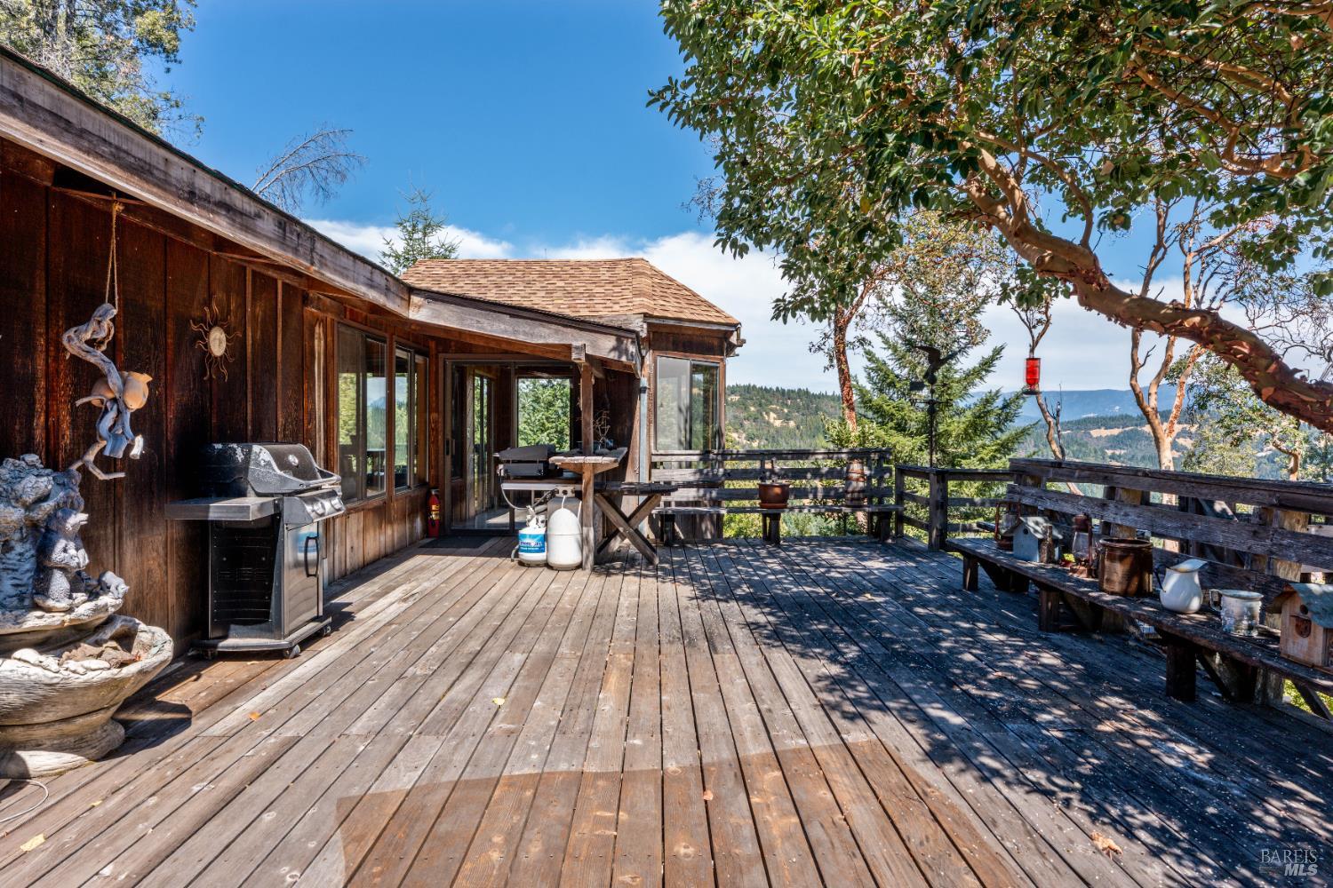 18396 Mariposa Creek Road Willits CA 95490
