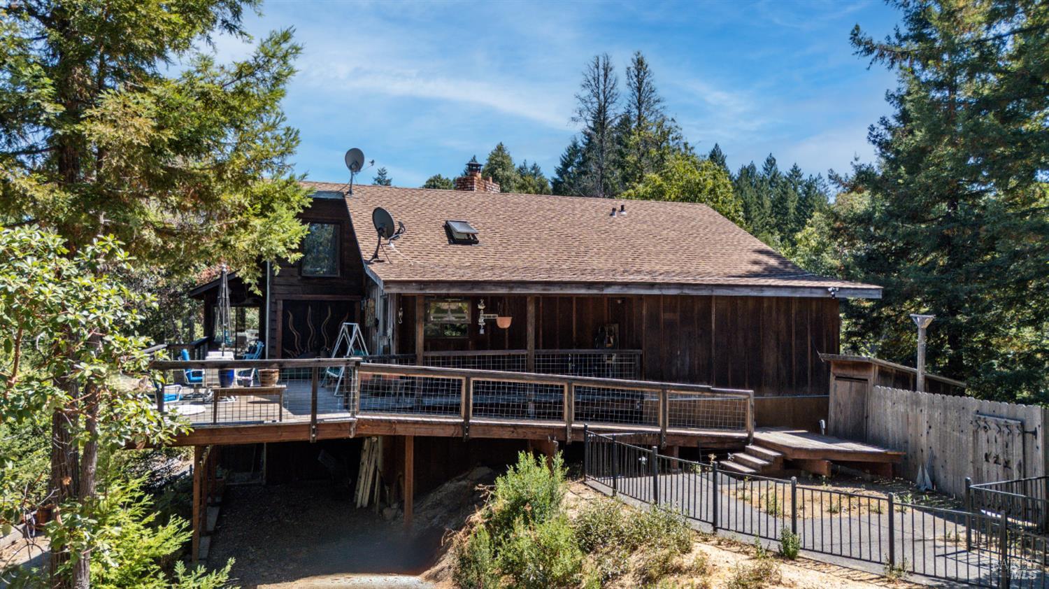 18396 Mariposa Creek Road Willits CA 95490