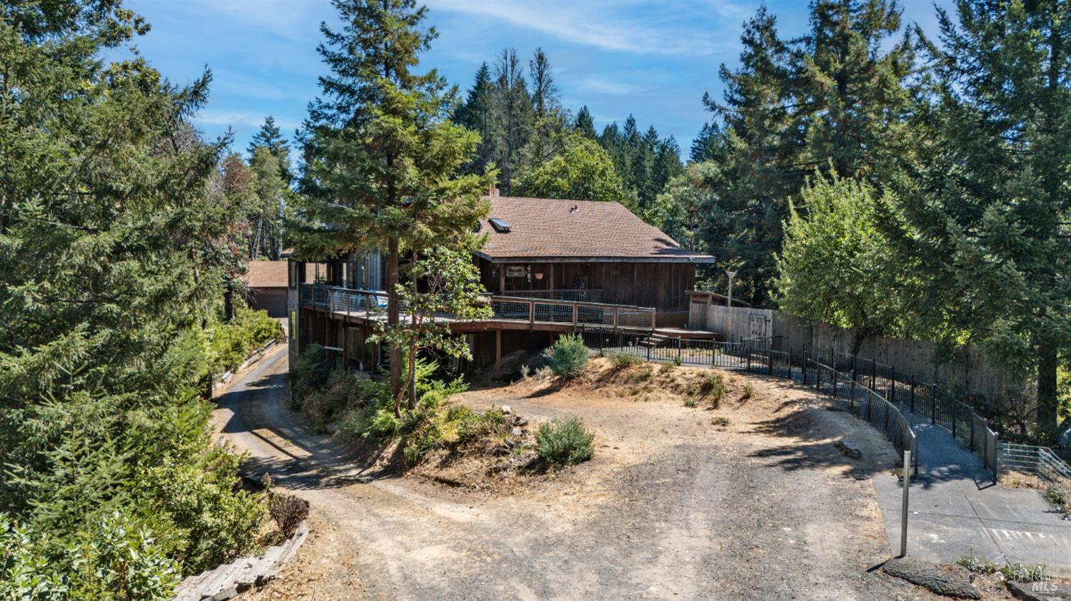 18396 Mariposa Creek Road Willits CA 95490