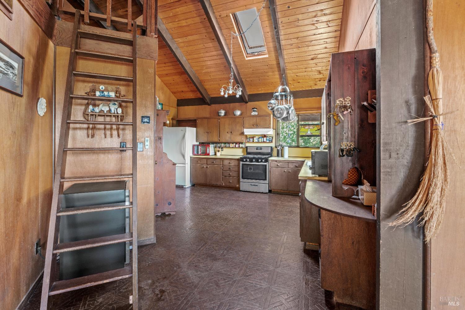 18396 Mariposa Creek Road Willits CA 95490