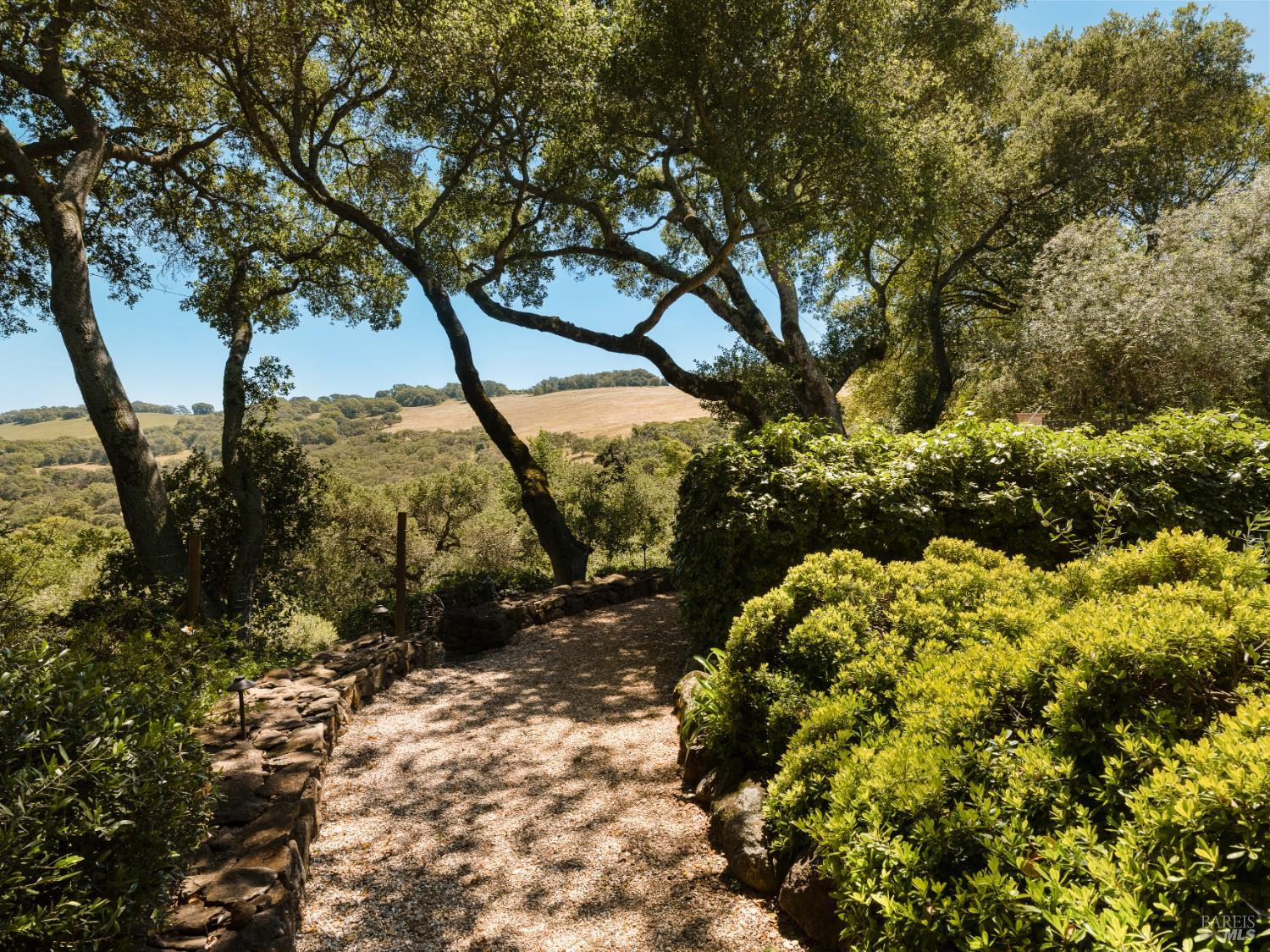3810 White Alder Sonoma CA 95476