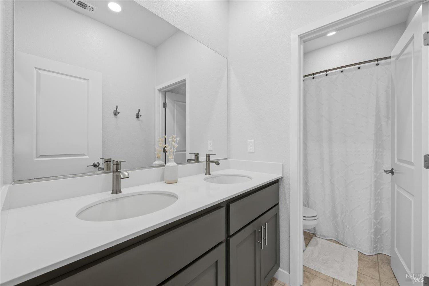 661 Shaul Circle Vacaville CA 95687
