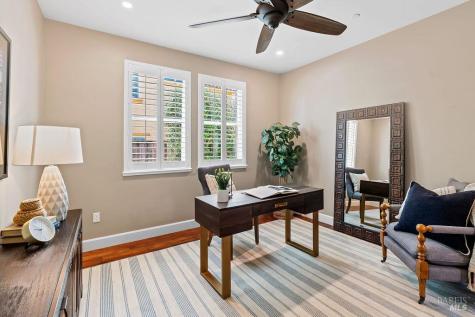 3965 Park Gardens Drive Santa Rosa CA 95404