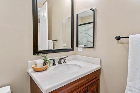 3965 Park Gardens Drive Santa Rosa CA 95404