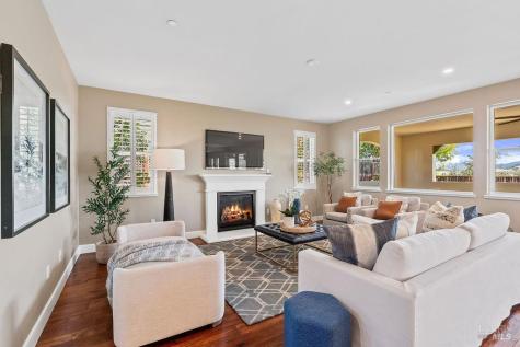 3965 Park Gardens Drive Santa Rosa CA 95404