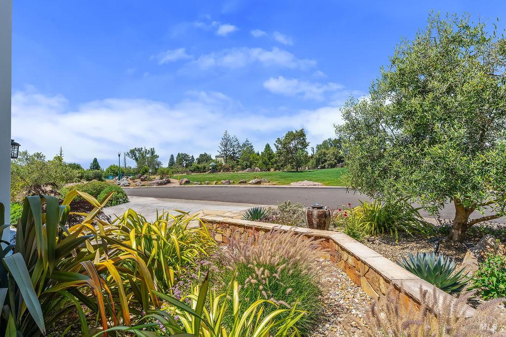 3965 Park Gardens Drive Santa Rosa CA 95404