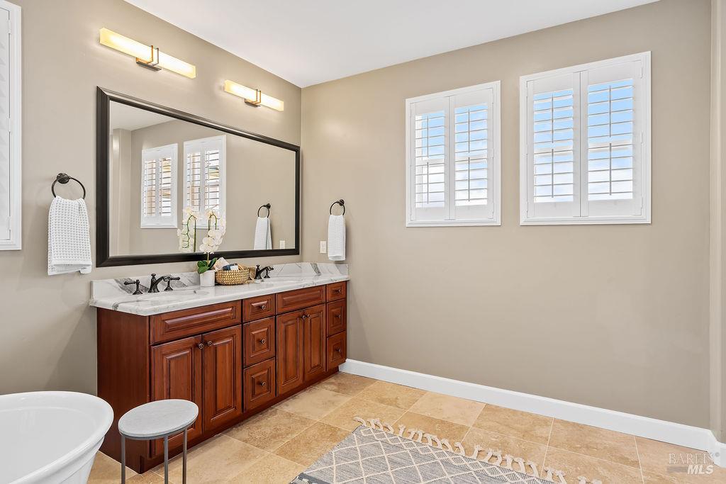 3965 Park Gardens Drive Santa Rosa CA 95404
