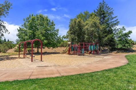 3965 Park Gardens Drive Santa Rosa CA 95404