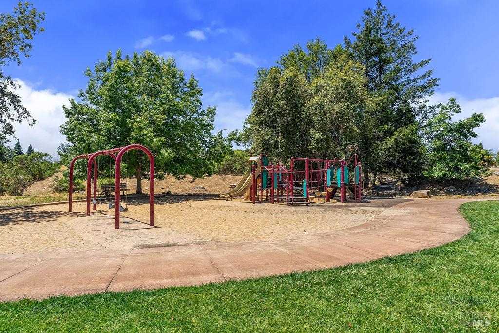 3965 Park Gardens Drive Santa Rosa CA 95404