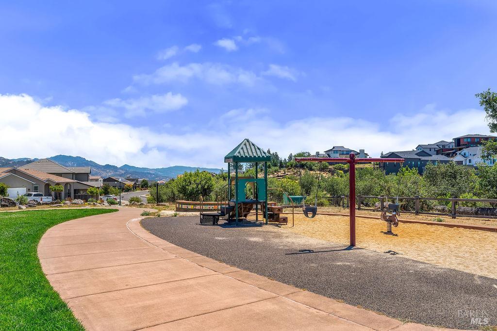 3965 Park Gardens Drive Santa Rosa CA 95404