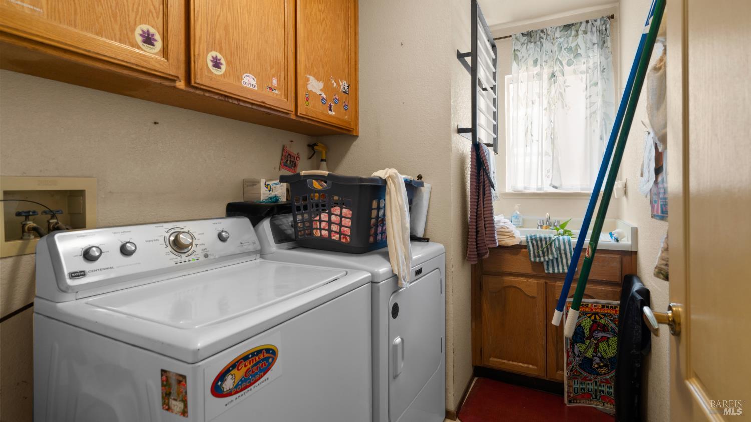 1751 Inverness Drive Petaluma CA 94954