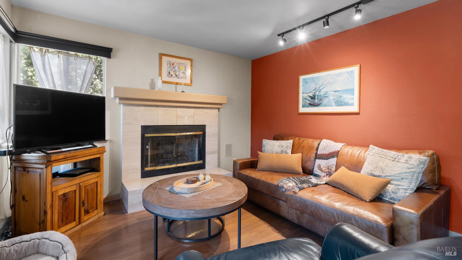 1751 Inverness Drive Petaluma CA 94954