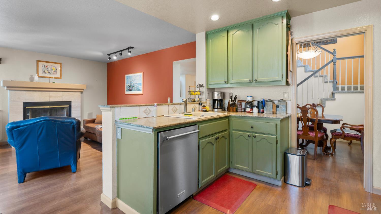 1751 Inverness Drive Petaluma CA 94954