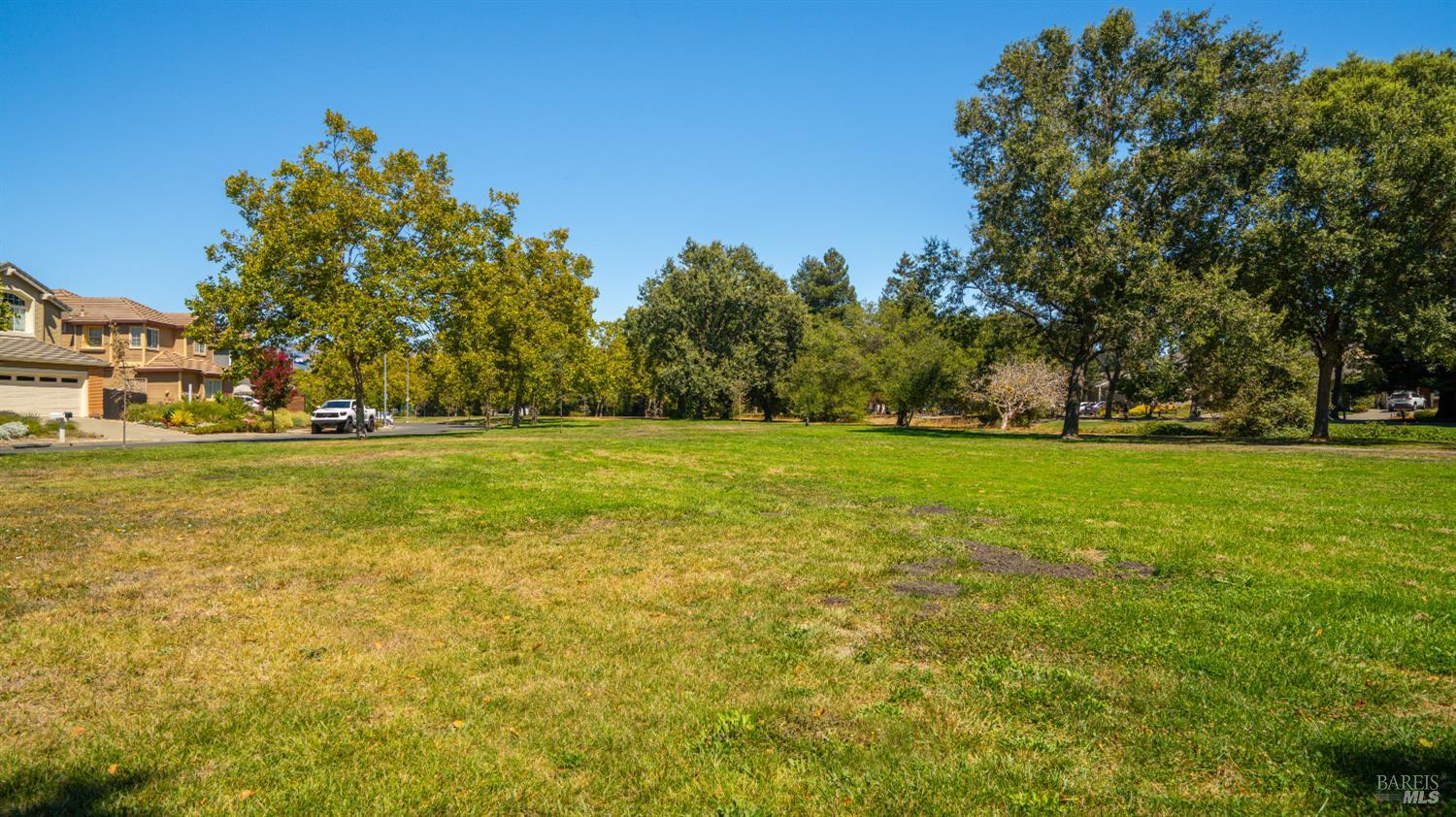 1751 Inverness Drive Petaluma CA 94954
