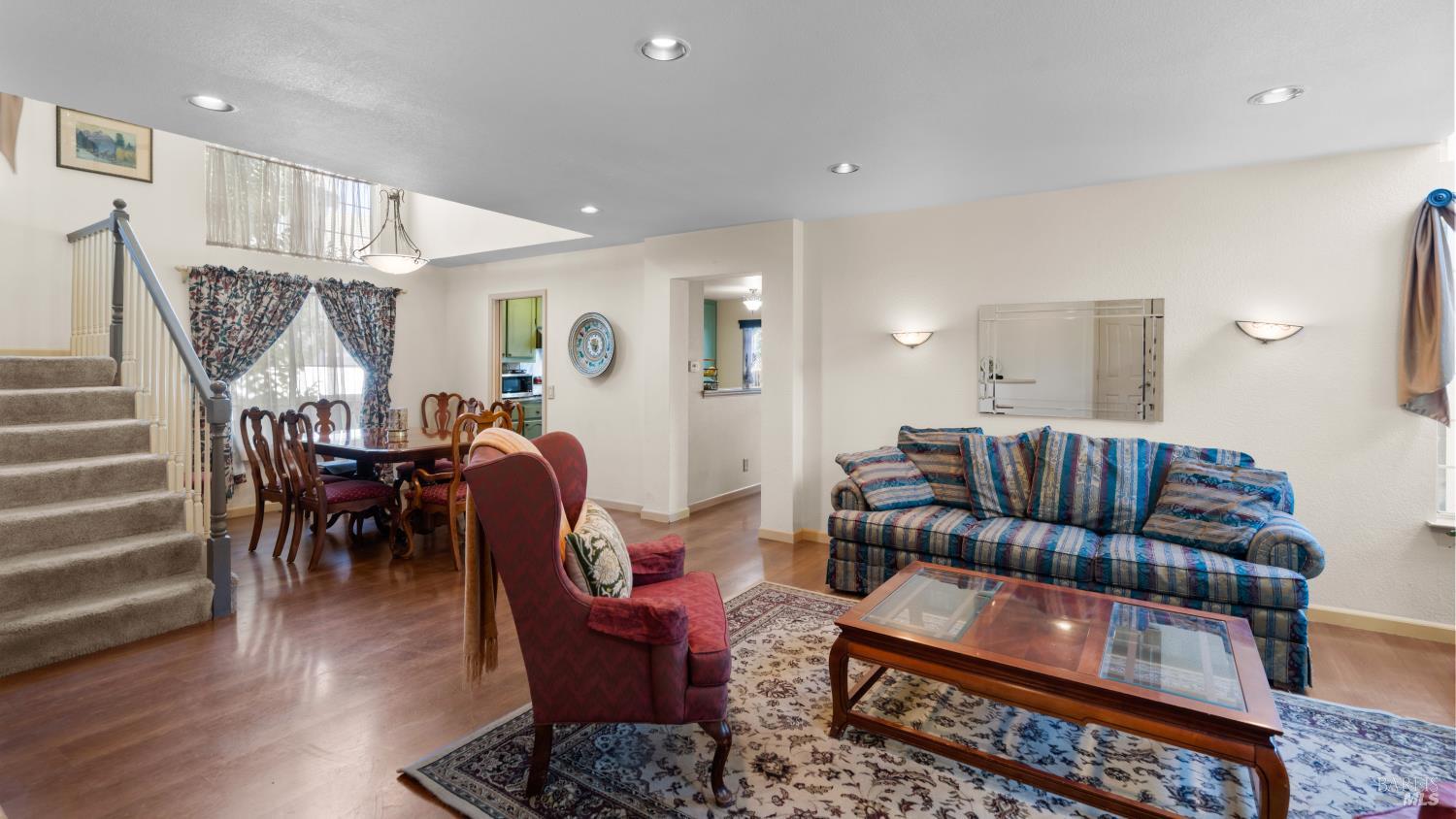 1751 Inverness Drive Petaluma CA 94954