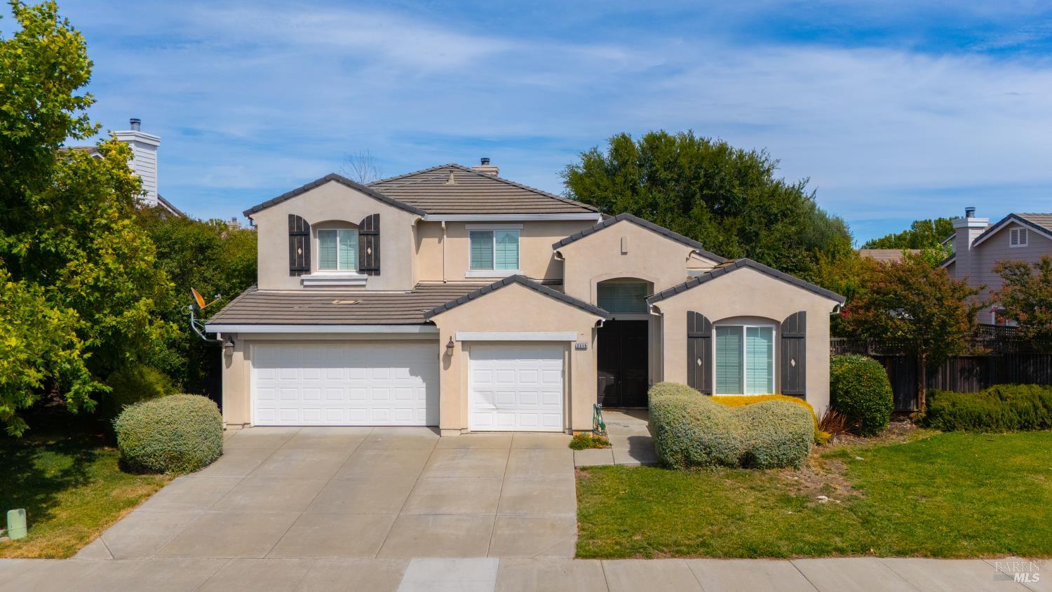 2215 Folsom Fair Circle Dixon CA 95620