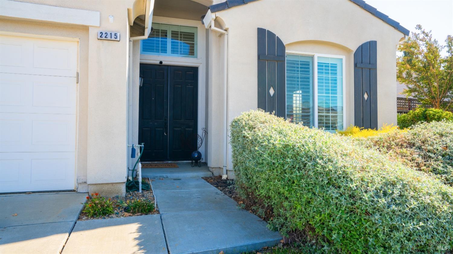 2215 Folsom Fair Circle Dixon CA 95620
