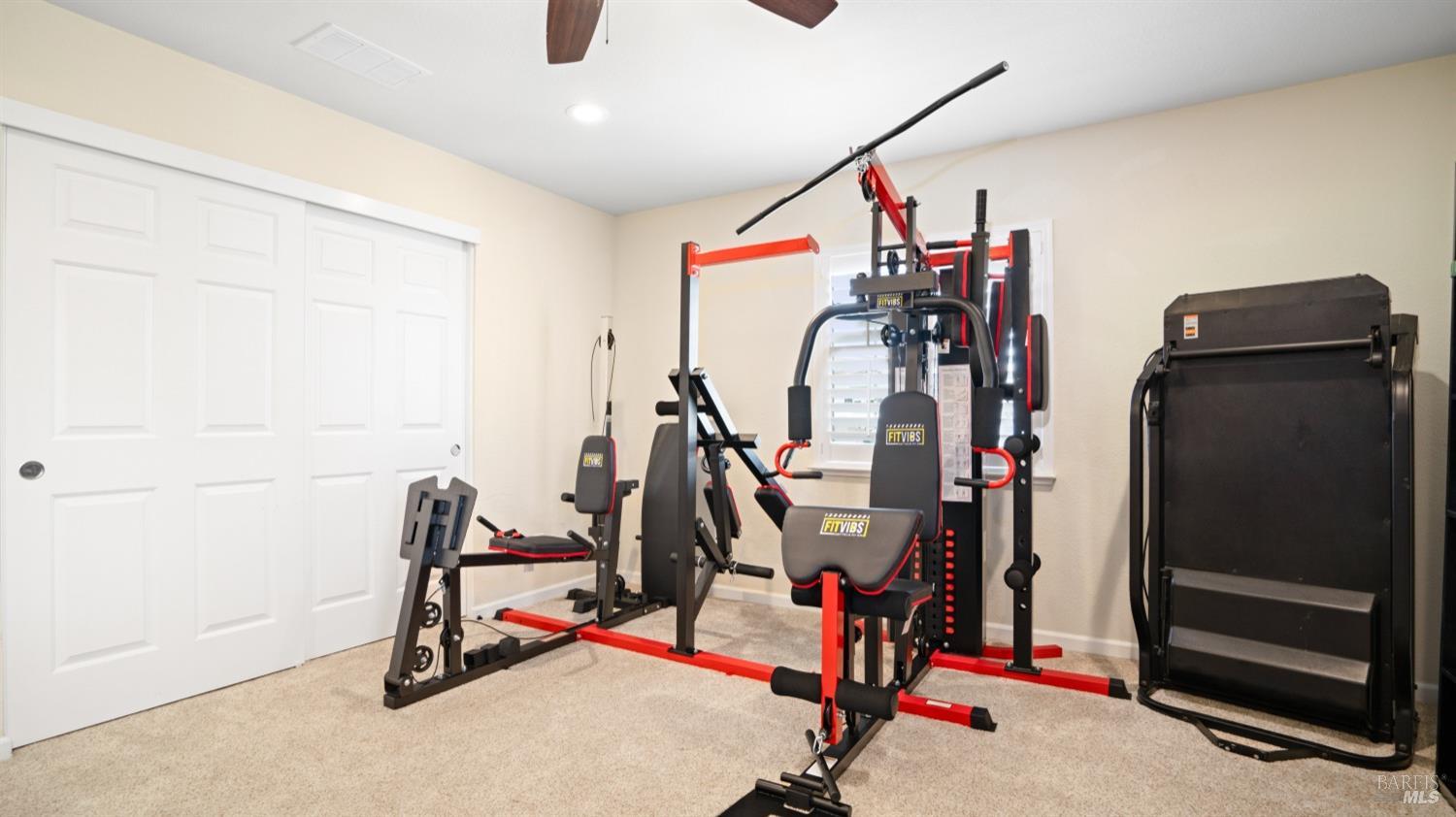 2215 Folsom Fair Circle Dixon CA 95620