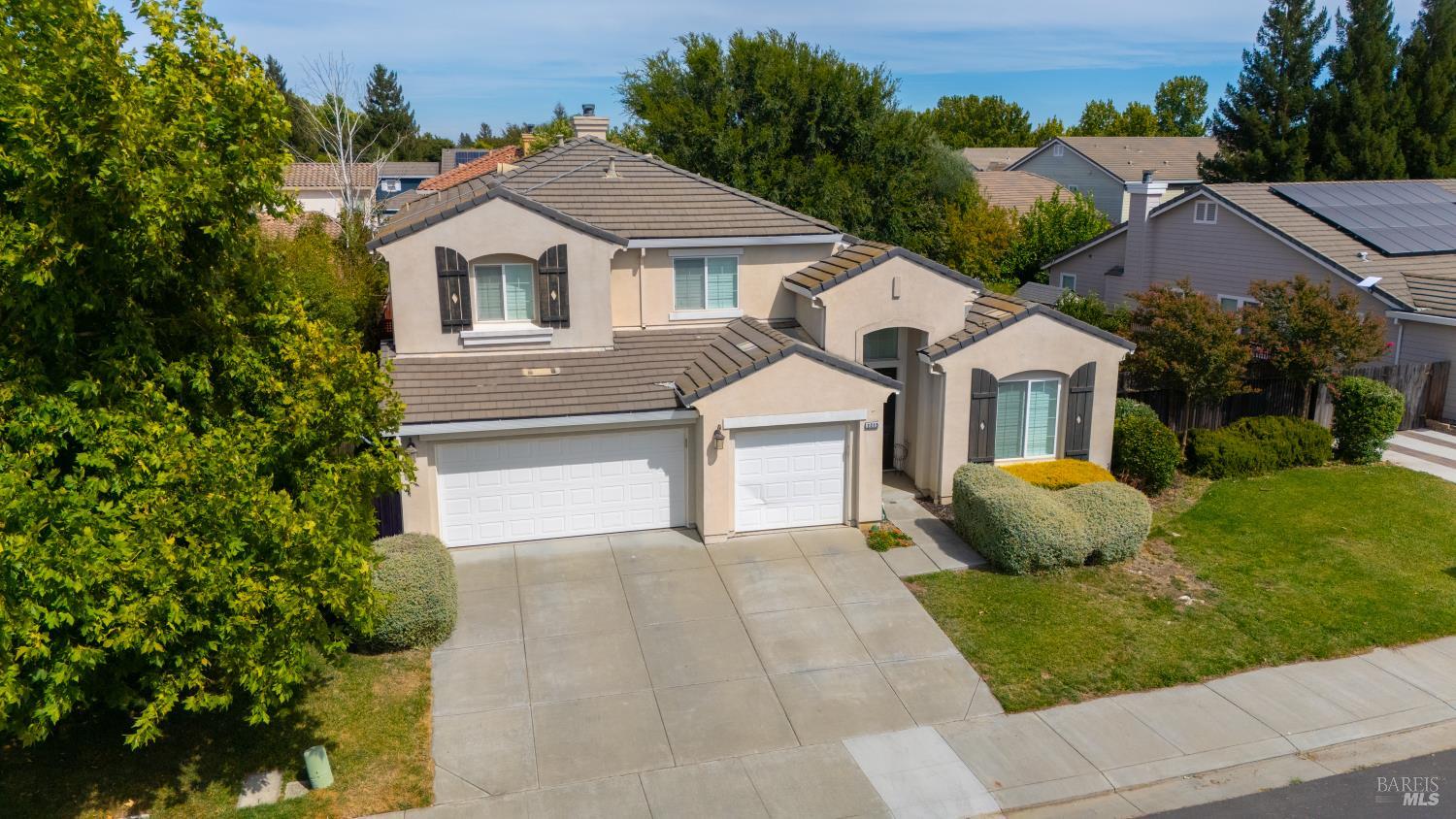 2215 Folsom Fair Circle Dixon CA 95620
