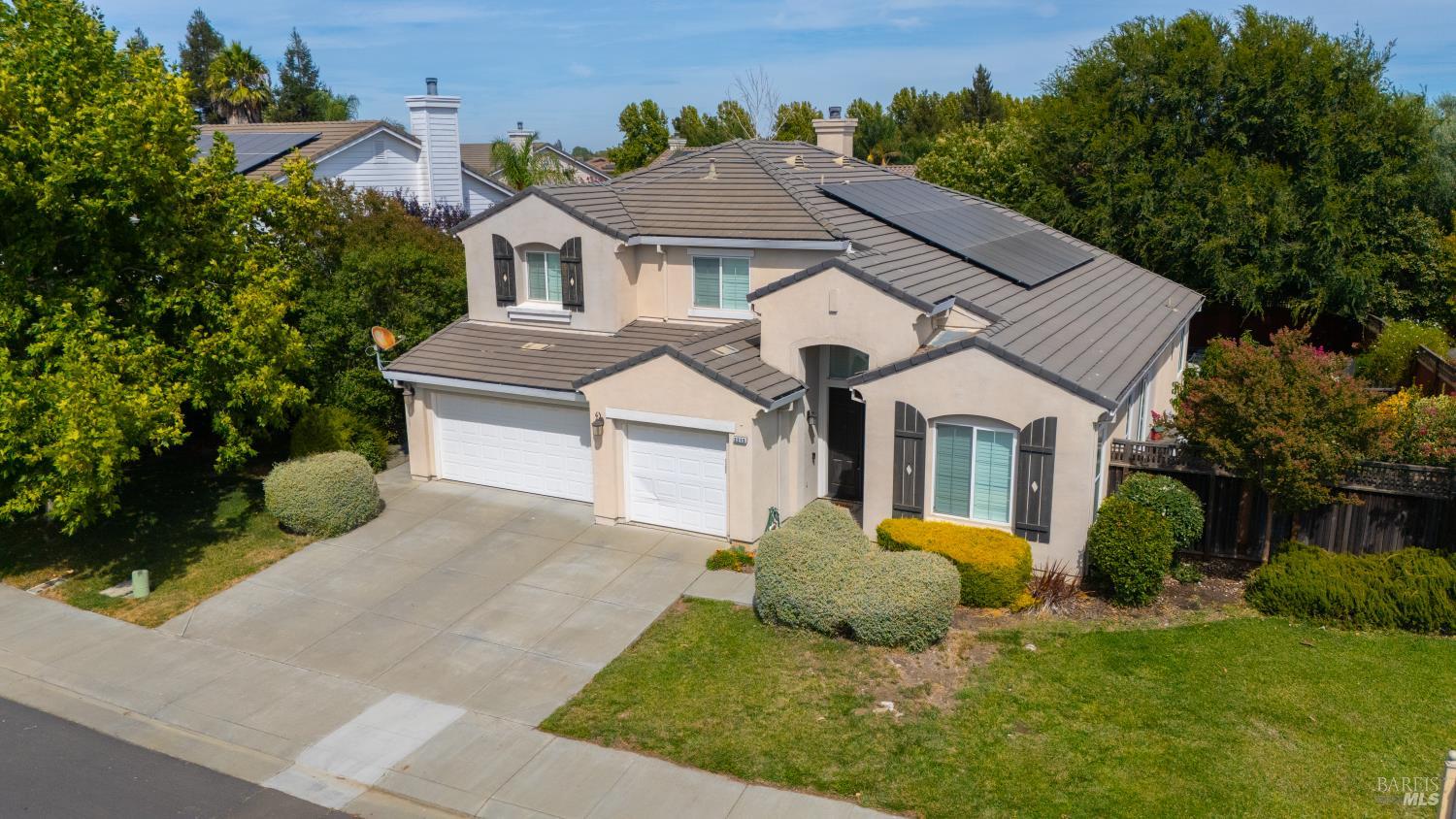 2215 Folsom Fair Circle Dixon CA 95620
