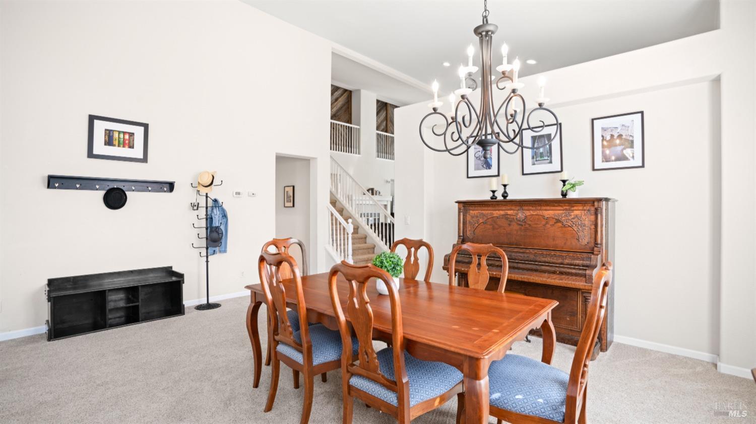 2215 Folsom Fair Circle Dixon CA 95620