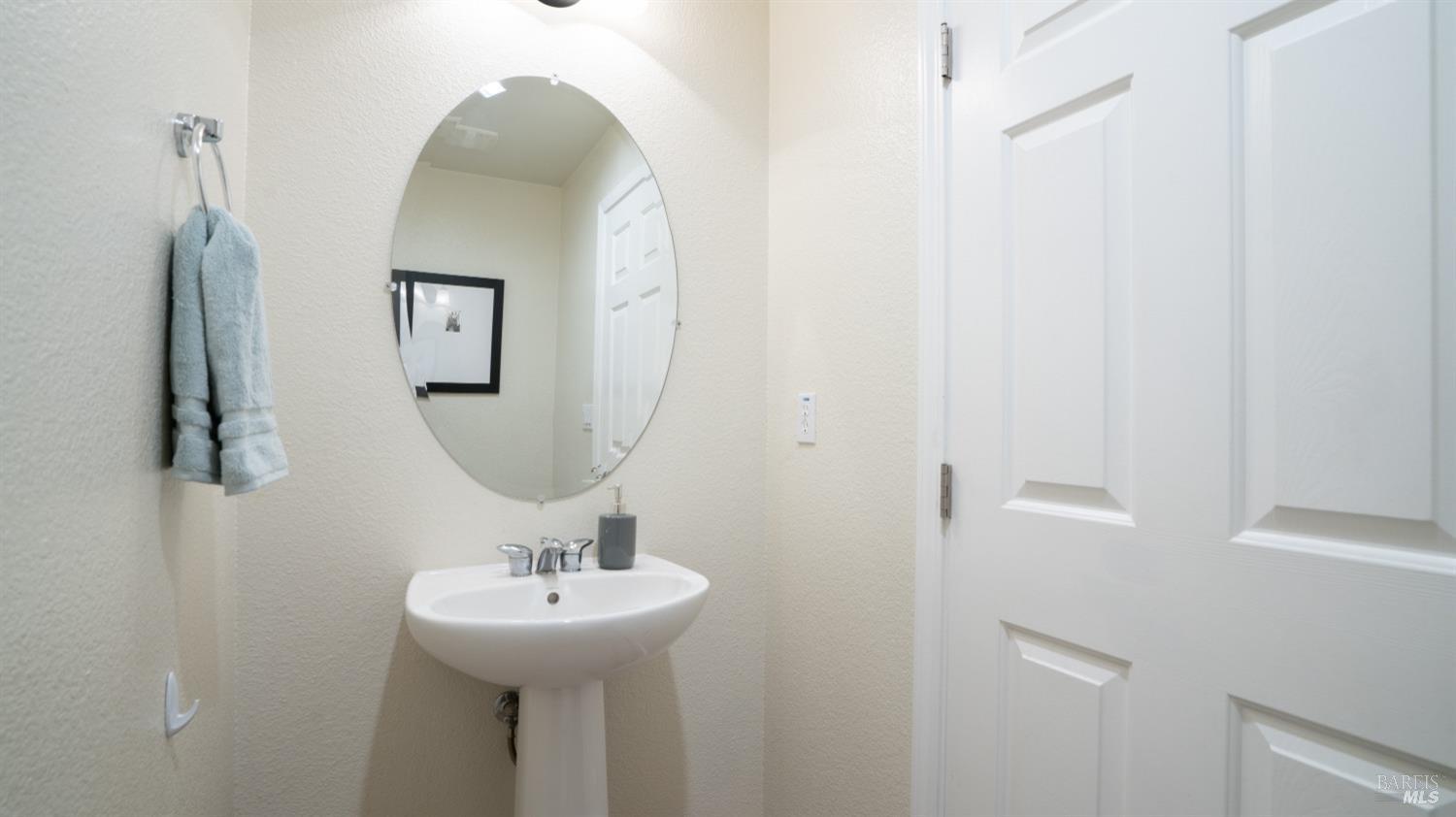 2215 Folsom Fair Circle Dixon CA 95620