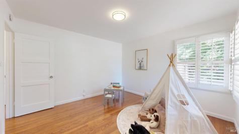 107 Decker Street Santa Rosa CA 95401