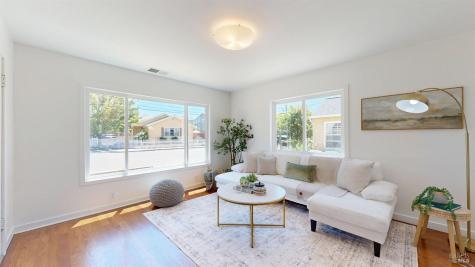 107 Decker Street Santa Rosa CA 95401
